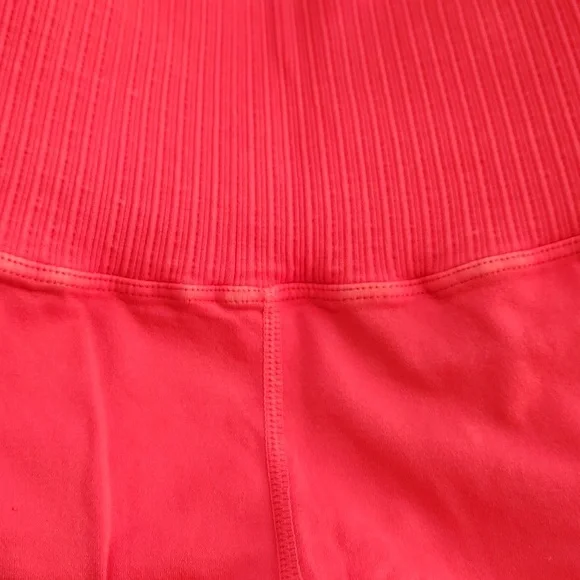 Free People High Rise 7/8 Length Good Karma Leggings Red Apple M/L FP149 - Picture 9 of 11